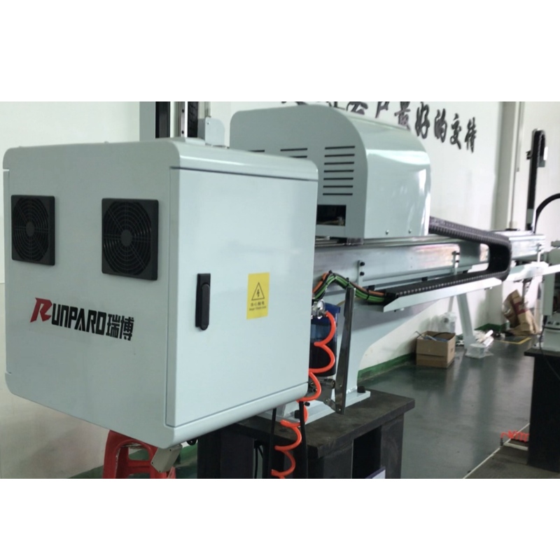 Cel mai bine vândut manipulator de servomotor de curent alternativ al Ruibo Automation în 2020 este manipulatorul pe cinci axe al mașinii de turnare prin injecție