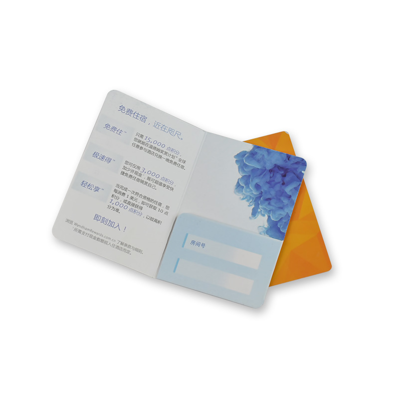 Titularul cardului cheie de hotel