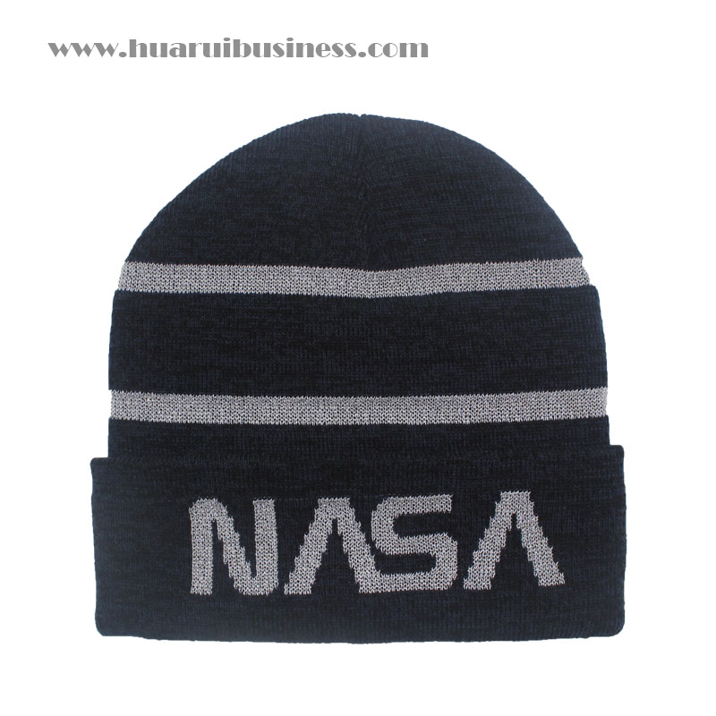 acrilic cu capac,palarie,tuque,unisex,beanie de iarna cu benzi reflectorizante si logo