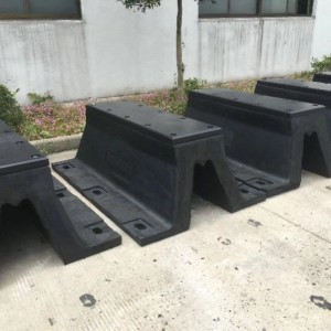 Marine Solid Arch 250H Rubber Fender Factory cu High E.A.