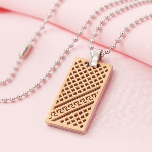 Comert cu ridicata colier cu pandantiv din două tonuri din oțel inoxidabil