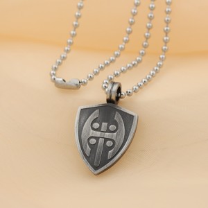 Comert cu ridicata colier cu pandantiv anti negru din oțel inoxidabil