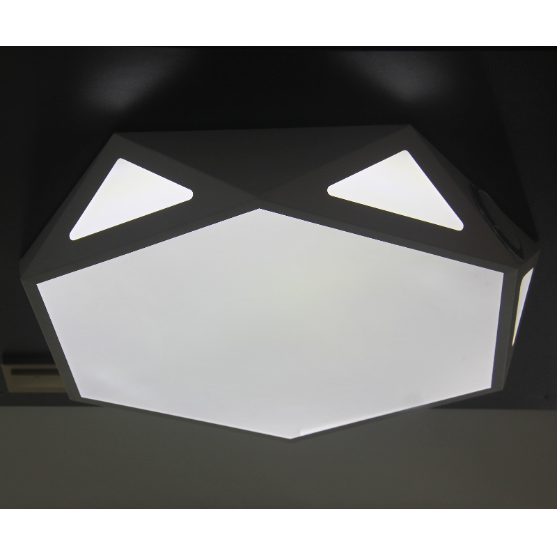Lumină de tavan CX371