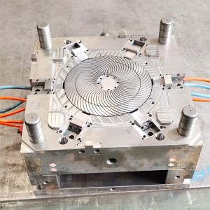 China fabrica de înaltă calitate personalizate de injectie din plastic matrita