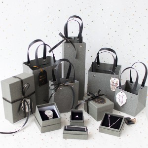 Ambalaj de bijuterii cu carton manual personalizat pentru pandantiv