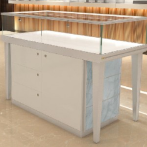 Ceas, dulap de bijuterii din sticlă