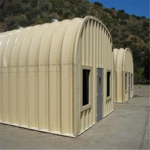 Tabere militare Caractere