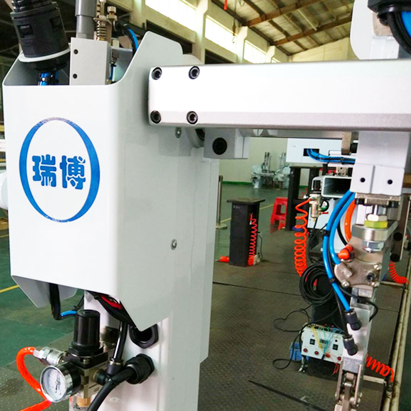 Masina oblică mașină de injecție mașină de formare mică manipulare mecanică Mecanică Duza de plastic de plastic scoate automat personalizarea manipulatorului