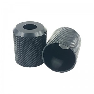 Knurled CNC de prelucrare a aluminiu de transformare Serviciu de frezatnegru Piese de anodizarenegru