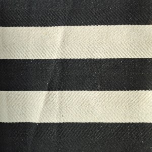 Fire vopsite de bumbac.