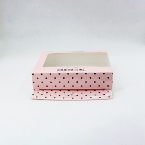 Cutie de hârtie cu fereastră