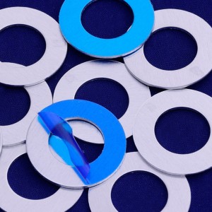 Bijuterii de ștampilare metalică