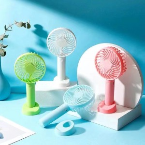 ventilator mic de mână