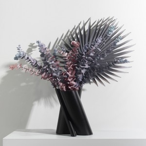 Vază înclinatăneagră