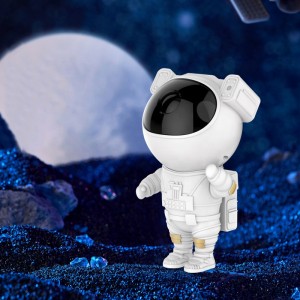 Proiector de astronaut