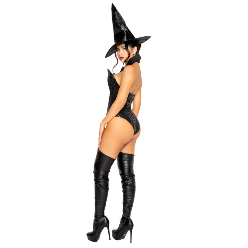 Costumul vrăjitoarei negre