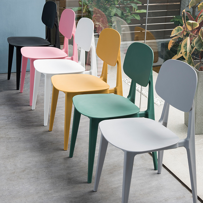 Scaune din plastic confortabile colorate mobilier de restaurant