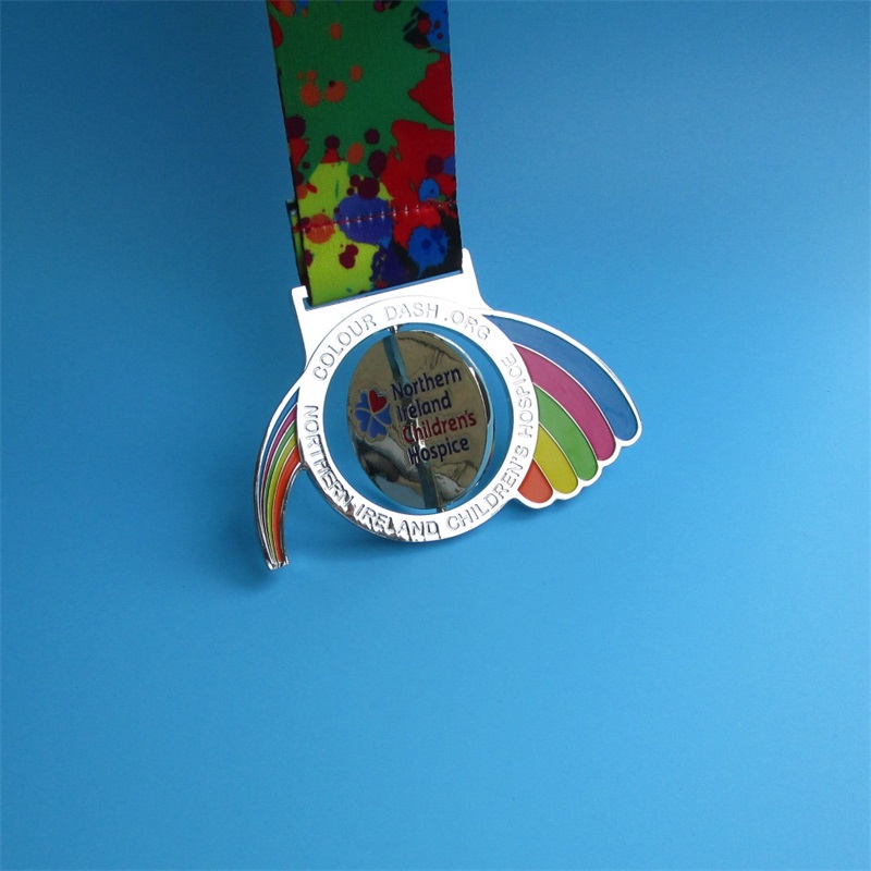 Medalie de spin pentru umplere a culorii curcubeului de argint strălucitor
