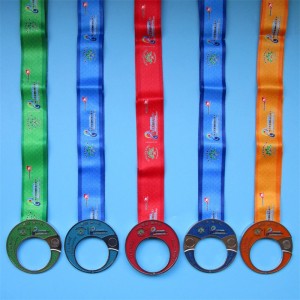 Cinci într -un singur eveniment sportiv medalii combinate de suveniruri