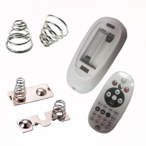 Baterie Atingeți contactele cu bateria cu arc