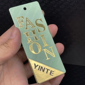 Card de agățare a procesului de imprimare auriu