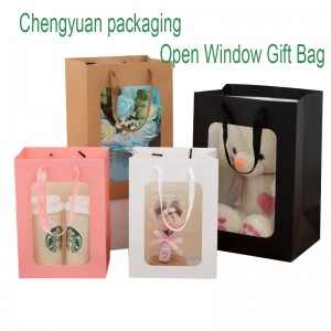 Deschideți fereastră Geantă de hârtie cadou