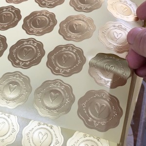 Etichete autoadezive de ștampilare fierbinte