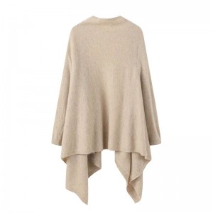Producătorul oferă doamnelor cu mâneci tricotat Cashmere Poncho