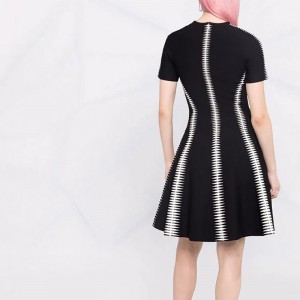 2022 OEM CUSTOM&ODM WOMED PLEATE Rochie tricotată pentru femei de lux \\\\