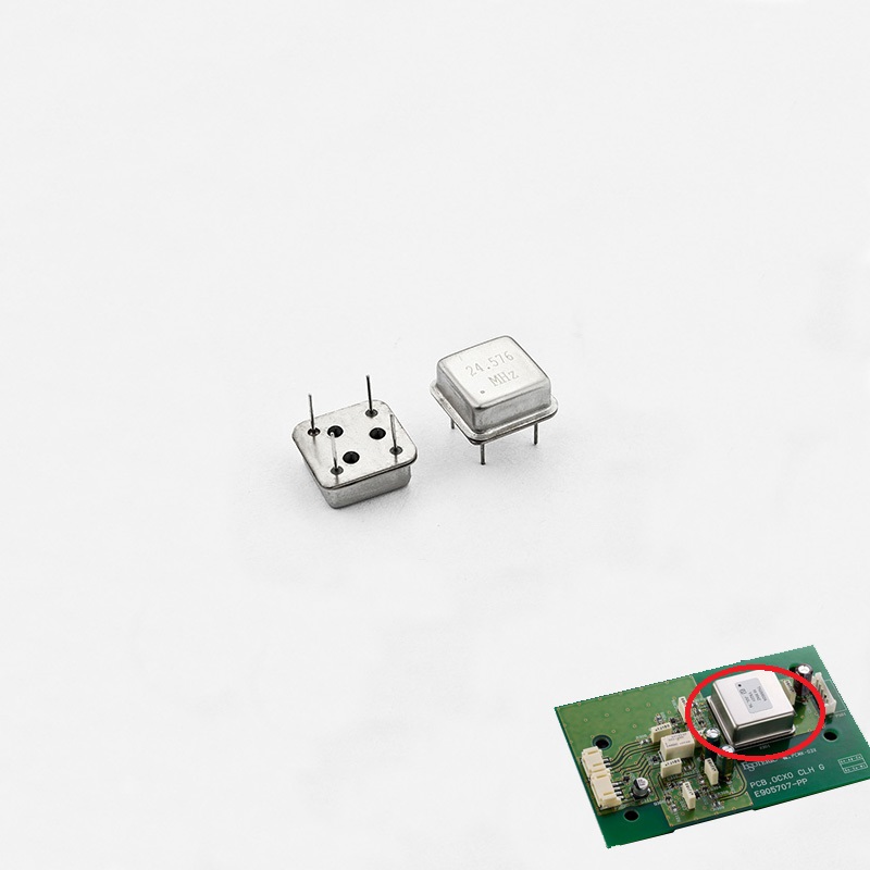 Oscilator de ceas standard 12x12mm