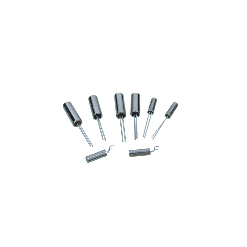 Oscilator de cristal 3*8