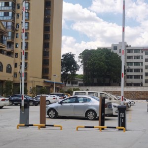 Poarta de barieră T8