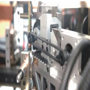 DG-750B Mașină de lipire a colțului inteligent