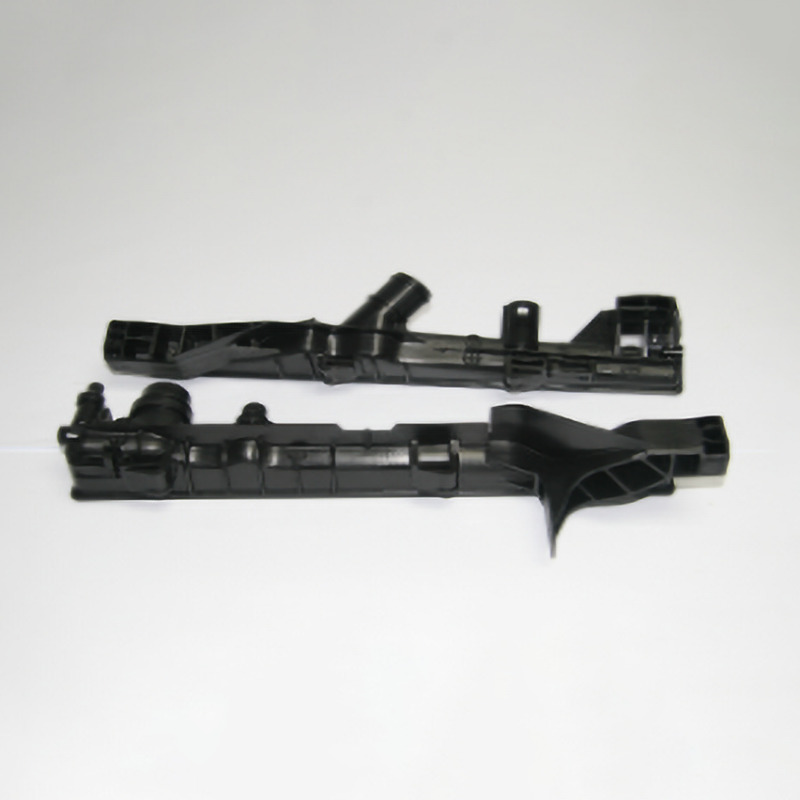 Rezervor din plastic pentru radiator