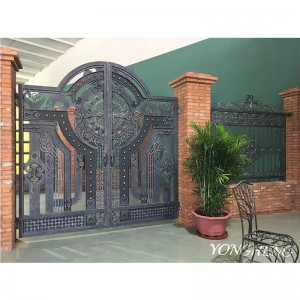 Poarta din fier forjat