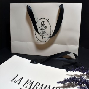 Geantă Kraft elegantă cu mâner cu panglică