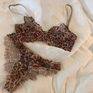 Lenjerie sexy europeană și americană - Stilul francez Ultra - leopard subțire - Tipăriți sutien din dantelă pentru busturi mari care face ca bustul să pară mai mic, disponibil în plus dimensiuni MLV165 Preț:$119.99