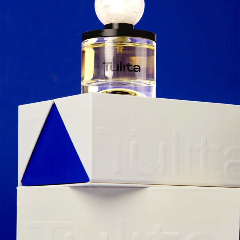 Cutie magnetică Essence